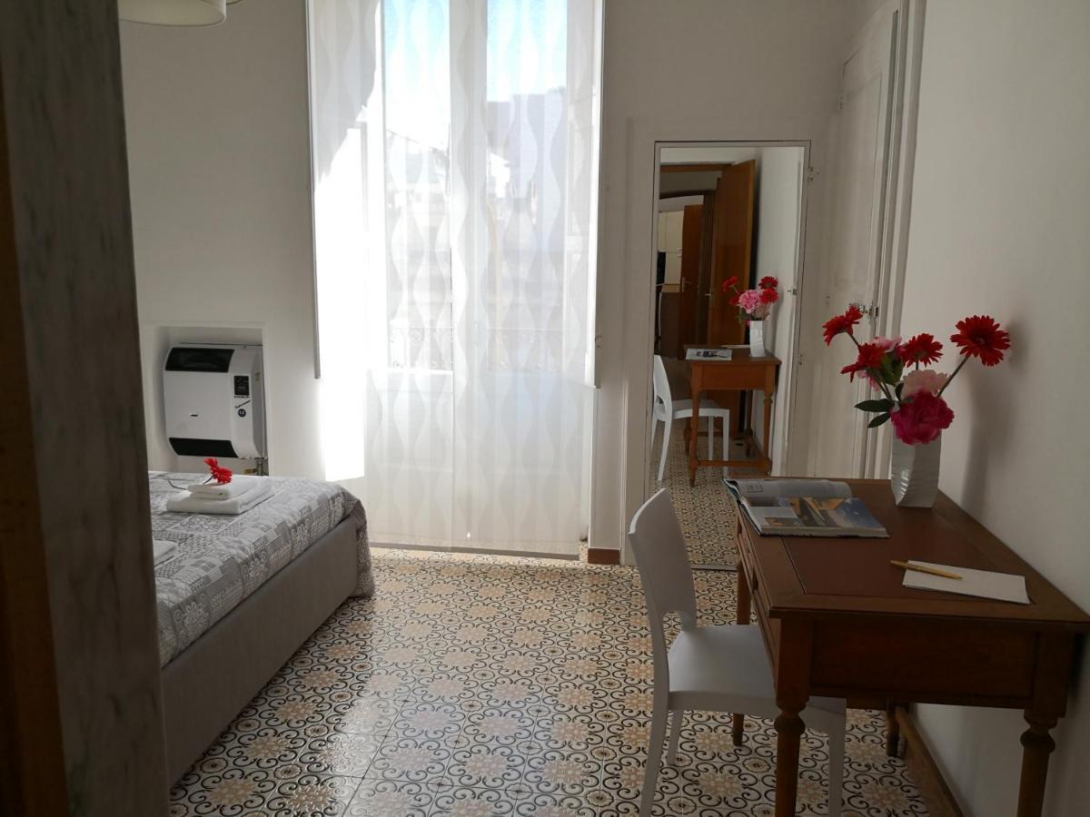 Vele Bianche Cosy Home Con Terrazza 폴리나노 아마레 외부 사진